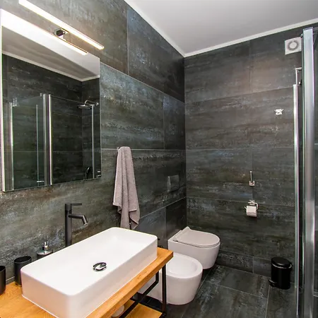 Apartmán Rose With A Pool In *